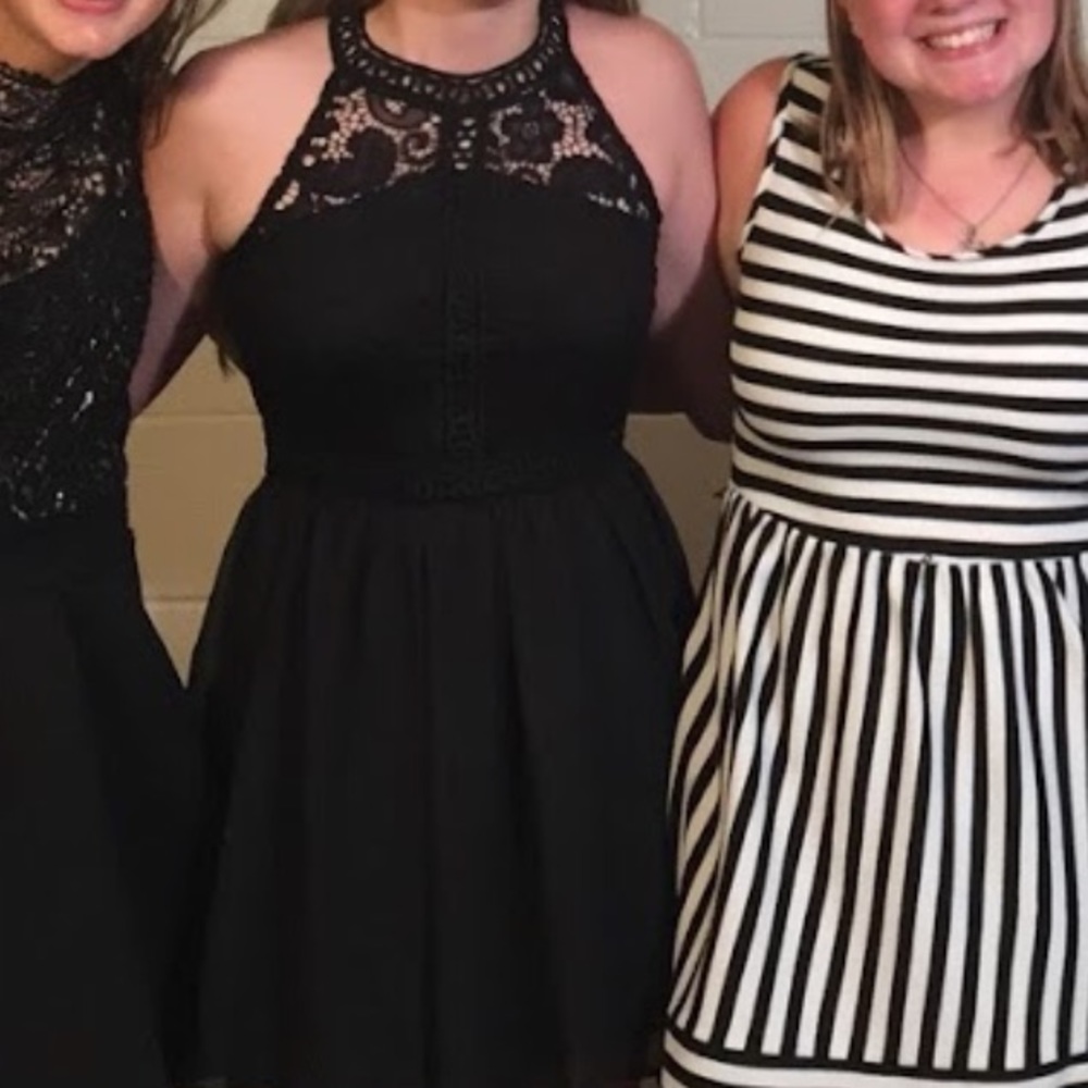 Black Lace Homecoming Semiformal Dress